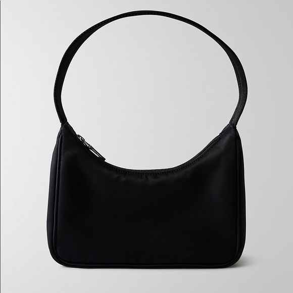 Aritzia Handbags - Nylon shoulder bag